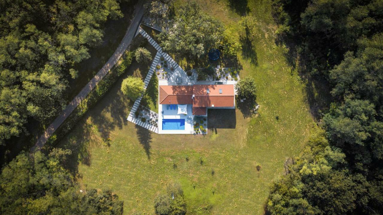 Villa Stepancic - Large Garden And Heated Pool *
